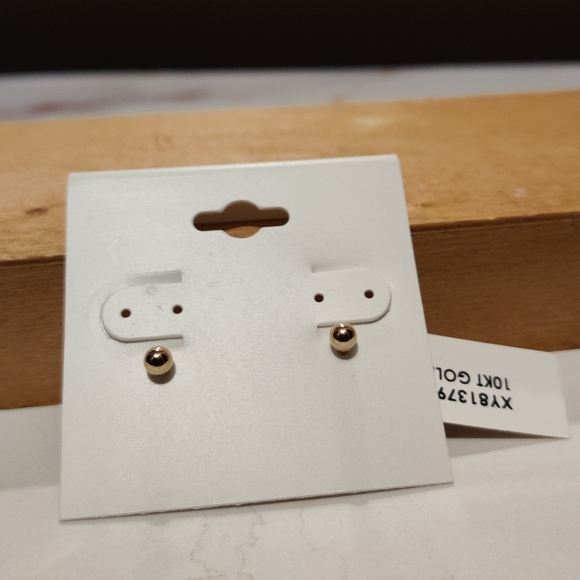 10K Yellow Gold Ball Stud Earrings - Picture 2 of 7